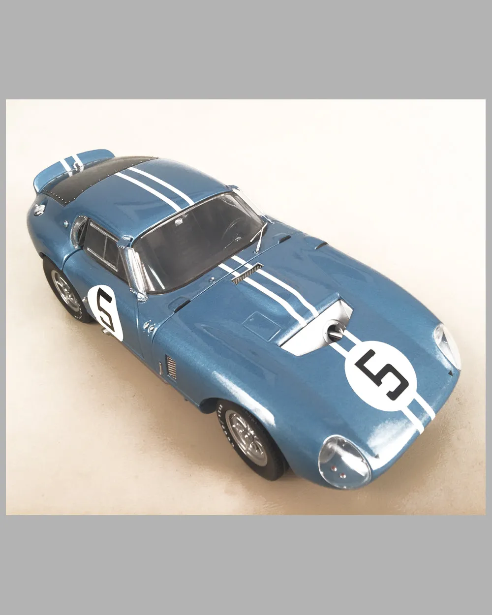 1964 - 24 Hrs of Le Mans autographed photo & Shelby Cobra Daytona model - Lot of 2