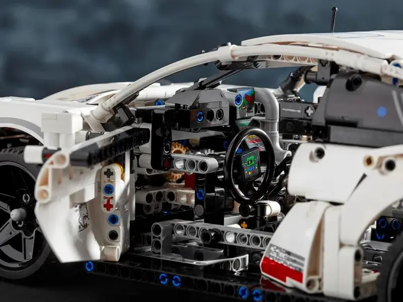 42096 Porsche 911 RSR