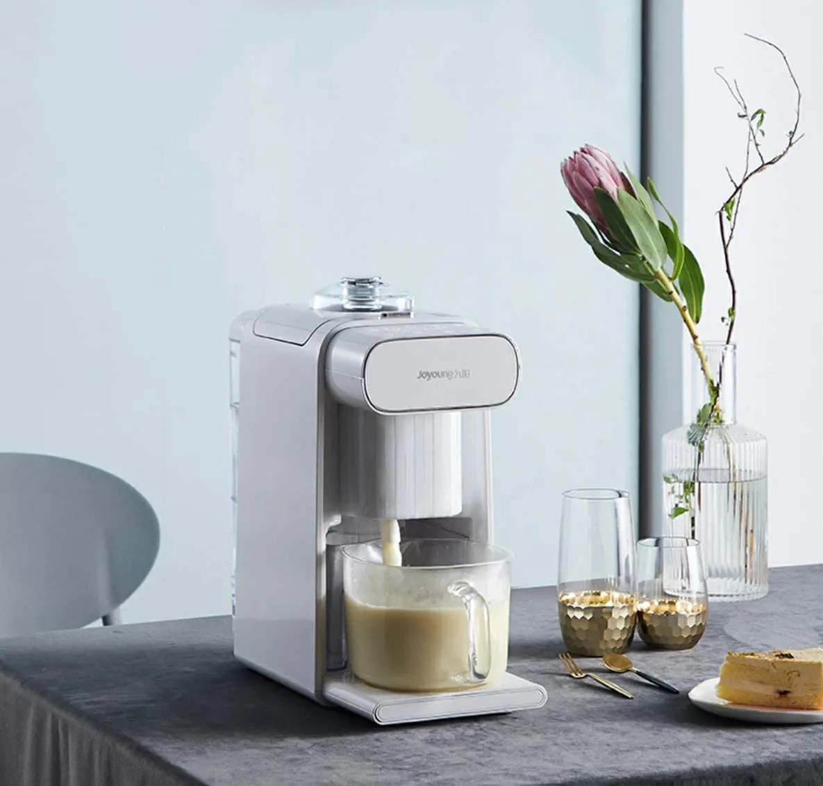 Joyoung DJ10U-K Multi-Functional 4-in-1 Soy Milk Maker with Auto-Clean Function