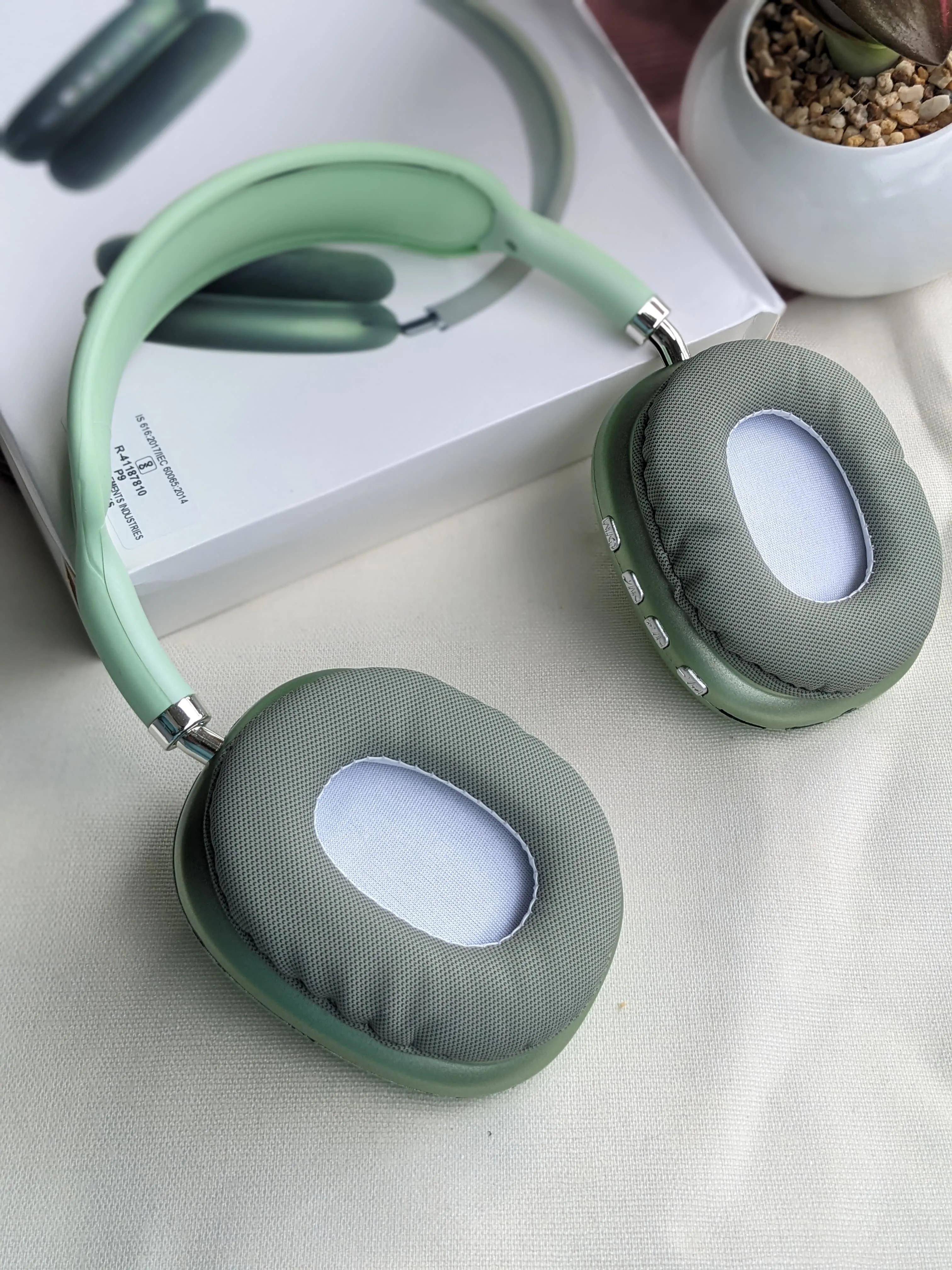 P9 Wireless Bluetooth Headphones (Apple Airpods Max)