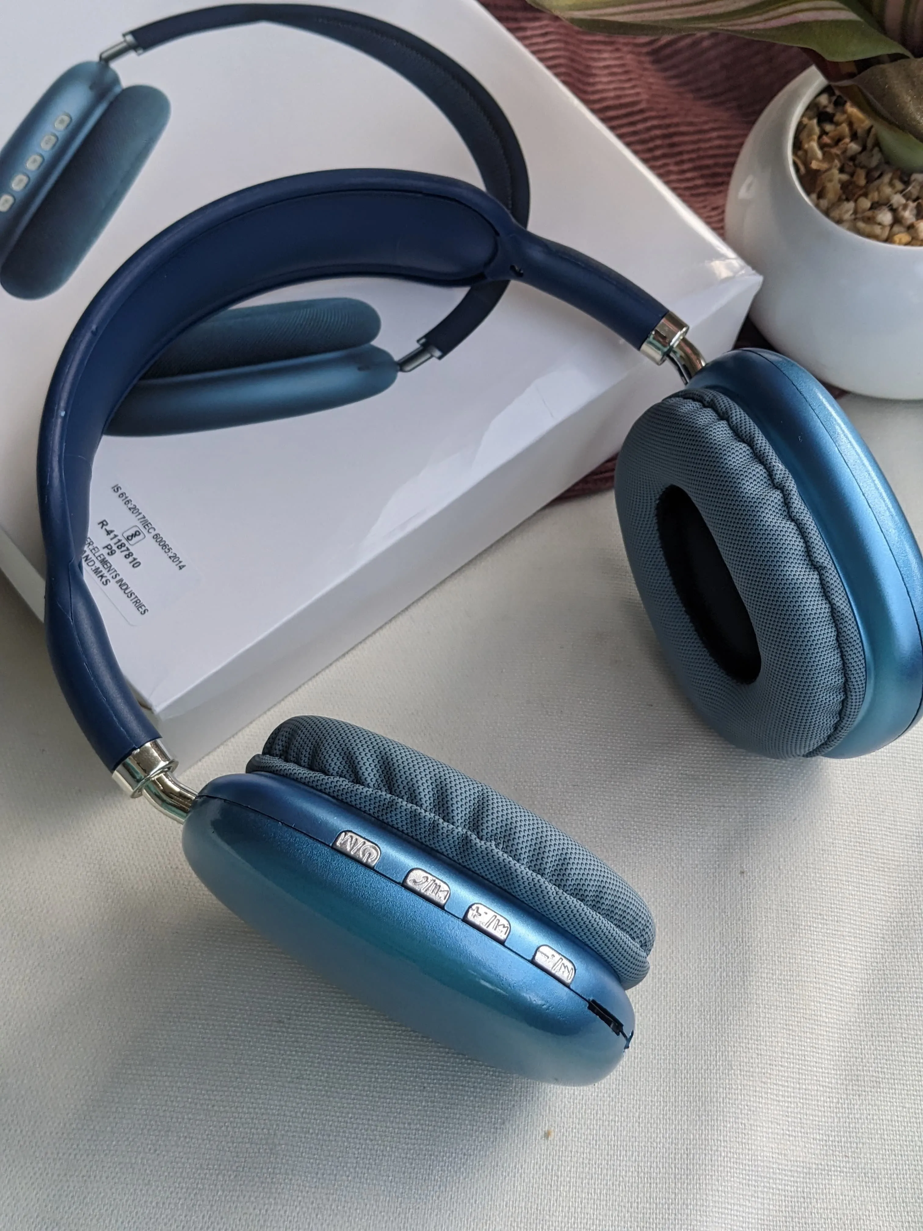 P9 Wireless Bluetooth Headphones (Apple Airpods Max)