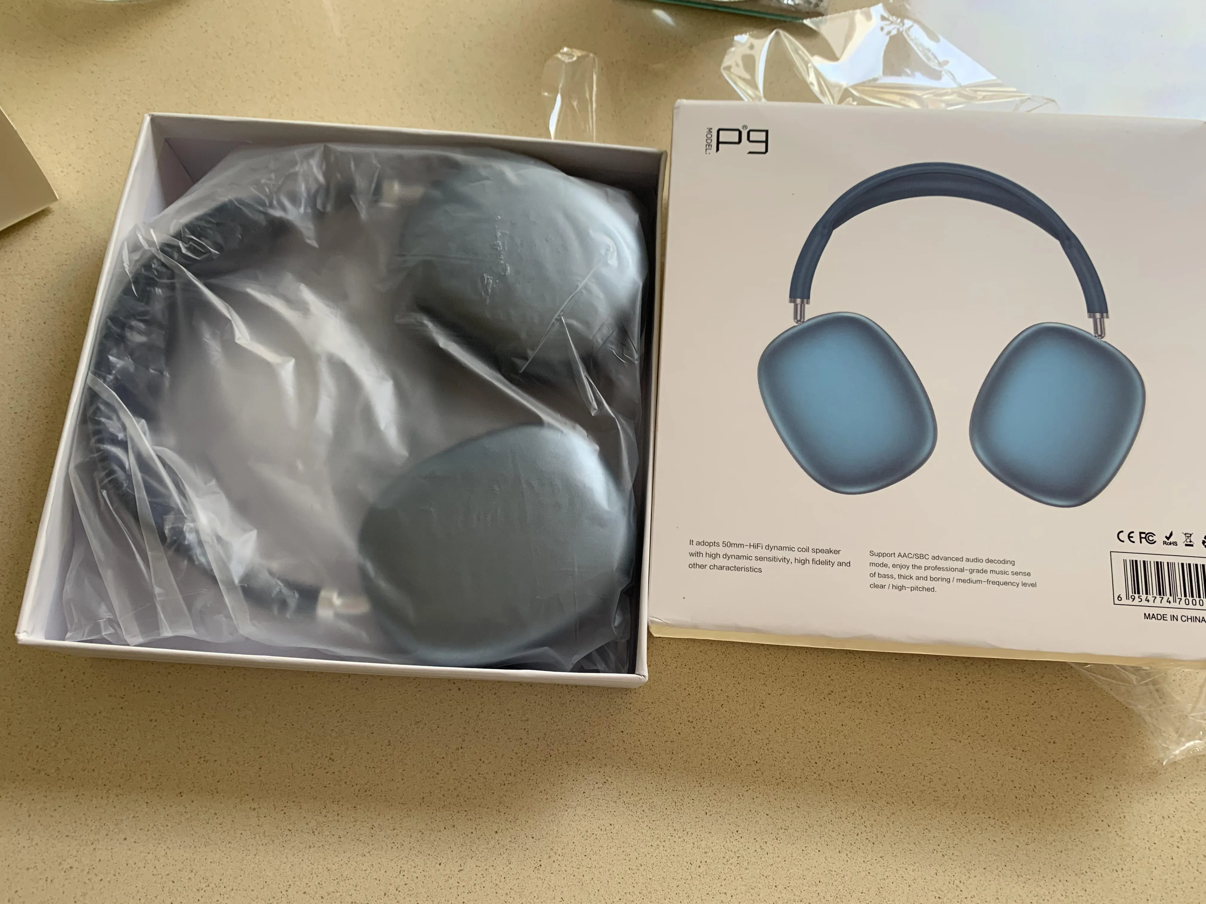 P9 Wireless Bluetooth Headphones (Apple Airpods Max)